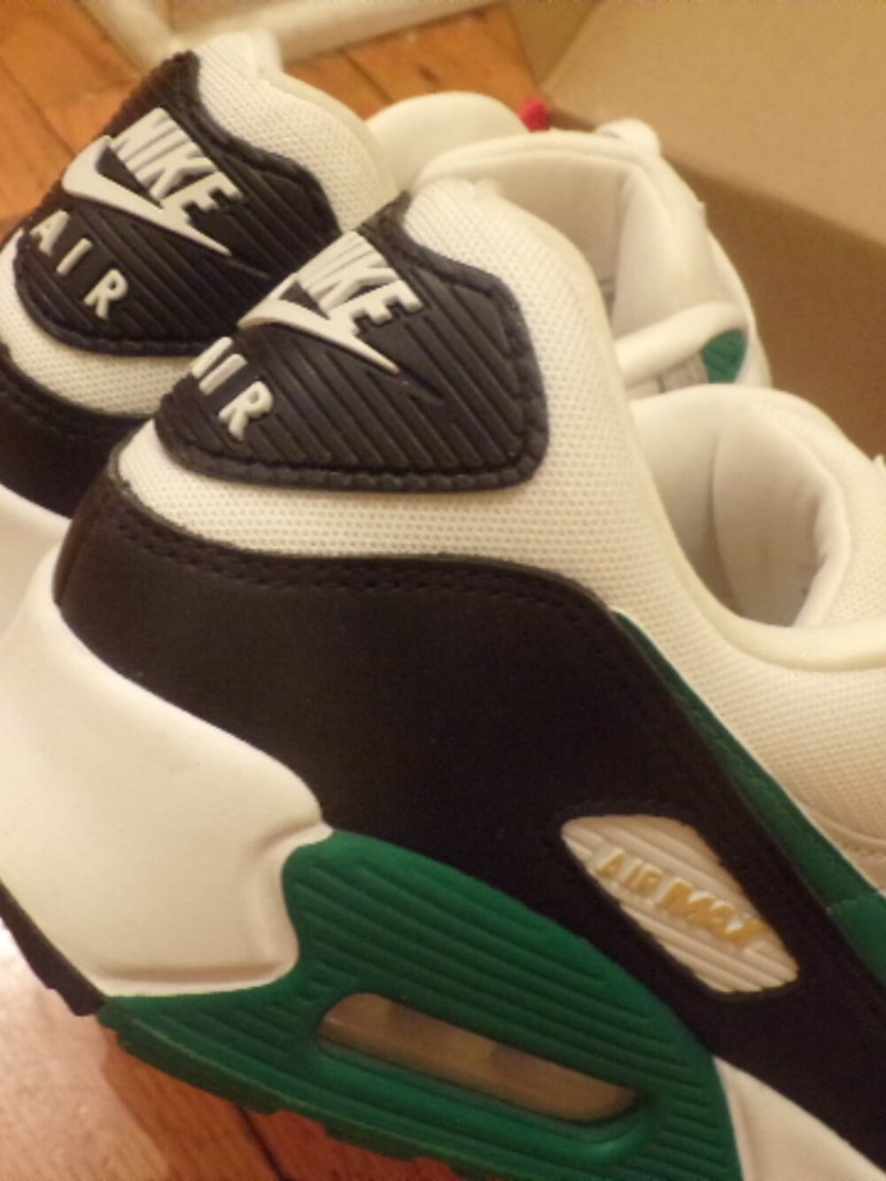 Nike Air Max 90 'Malachite' Men's Size 8 (Eur 41) - Picture 3 of 9